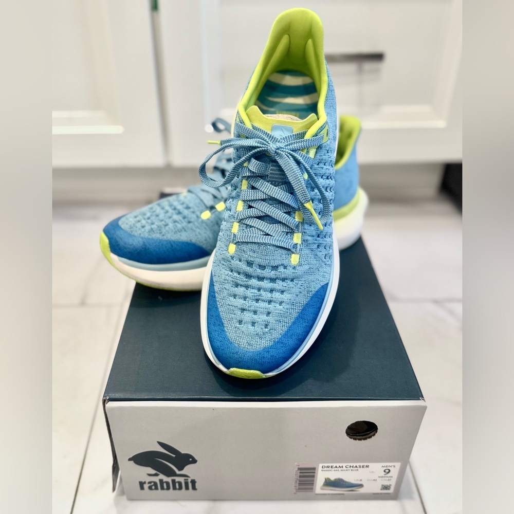 LIKE NEW! 🔥 CARBON Running Shoes!